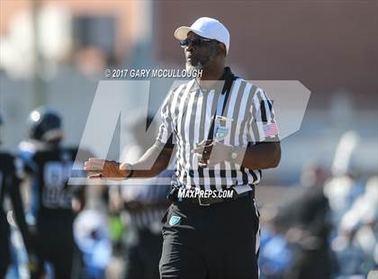 Thumbnail 3 in Raines @ Ribault photogallery.