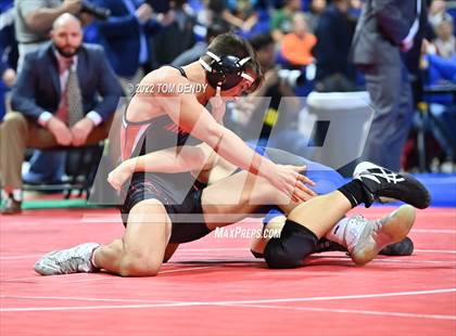 Thumbnail 2 in UIL State Championships - 6A 160lb Final photogallery.
