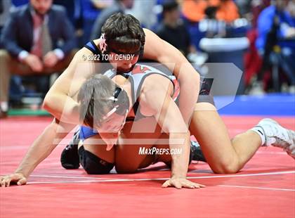 Thumbnail 3 in UIL State Championships - 6A 160lb Final photogallery.