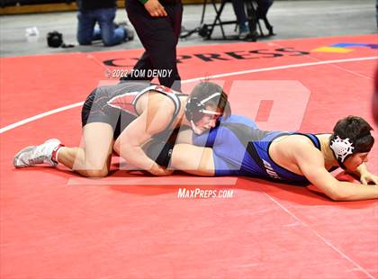 Thumbnail 1 in UIL State Championships - 6A 160lb Final photogallery.