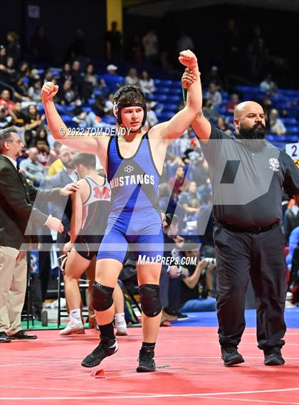 Thumbnail 3 in UIL State Championships - 6A 160lb Final photogallery.