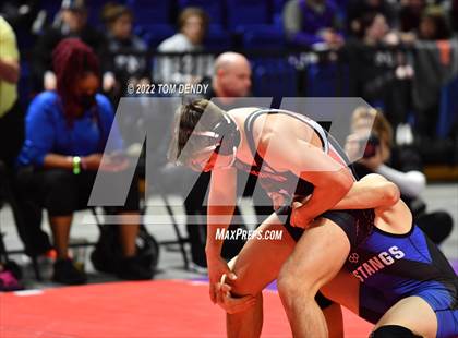 Thumbnail 3 in UIL State Championships - 6A 160lb Final photogallery.