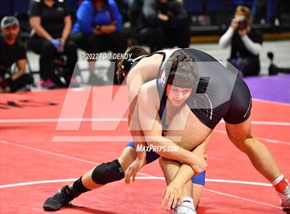 Thumbnail 3 in UIL State Championships - 6A 160lb Final photogallery.
