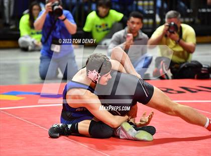 Thumbnail 1 in UIL State Championships - 6A 160lb Final photogallery.