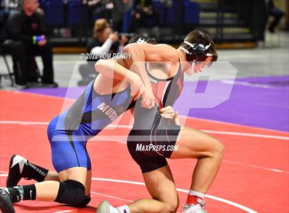 Thumbnail 1 in UIL State Championships - 6A 160lb Final photogallery.