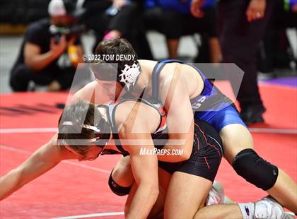 Thumbnail 3 in UIL State Championships - 6A 160lb Final photogallery.