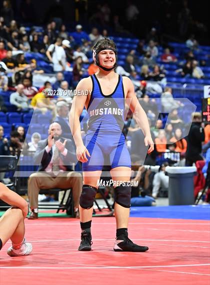 Thumbnail 2 in UIL State Championships - 6A 160lb Final photogallery.