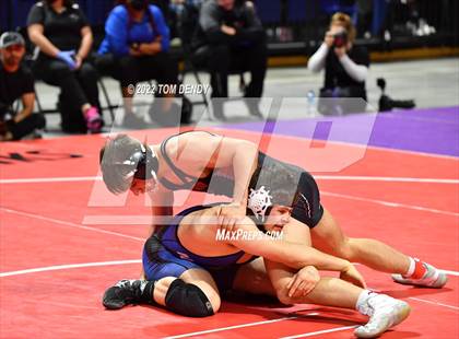 Thumbnail 2 in UIL State Championships - 6A 160lb Final photogallery.