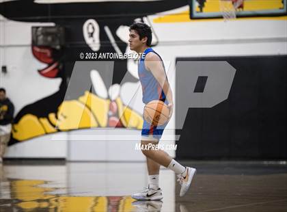 Thumbnail 3 in Glenn @ Cerritos photogallery.