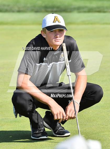 Thumbnail 1 in Boys Golf Green Mountain Invitatioal photogallery.