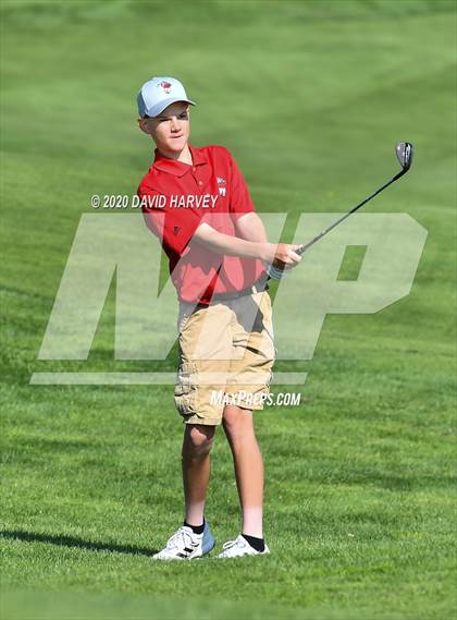 Thumbnail 3 in Boys Golf Green Mountain Invitatioal photogallery.