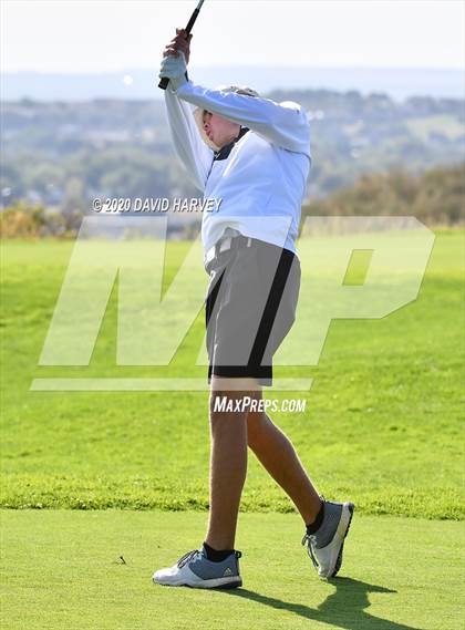 Thumbnail 3 in Boys Golf Green Mountain Invitatioal photogallery.