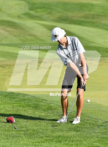 Thumbnail 2 in Boys Golf Green Mountain Invitatioal photogallery.