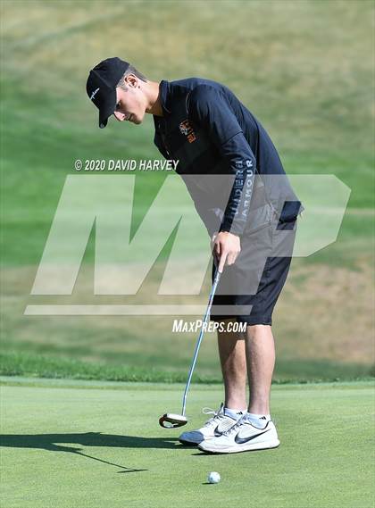 Thumbnail 3 in Boys Golf Green Mountain Invitatioal photogallery.