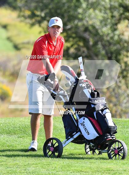 Thumbnail 1 in Boys Golf Green Mountain Invitatioal photogallery.