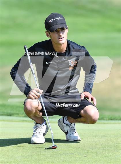 Thumbnail 2 in Boys Golf Green Mountain Invitatioal photogallery.