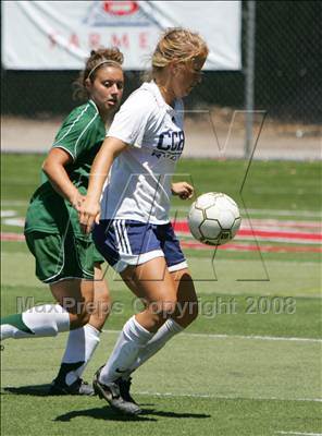 Thumbnail 3 in Hilmar vs. Central Catholic (CIF SJS D5 Final) photogallery.