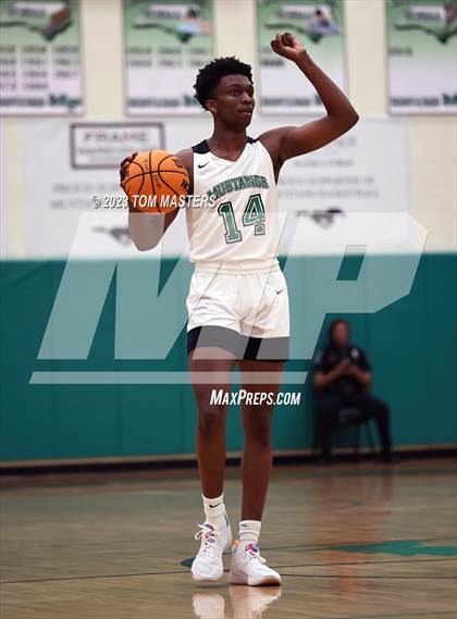 Thumbnail 2 in East Mecklenburg @ Myers Park (NCHSAA 4A Round 2) photogallery.