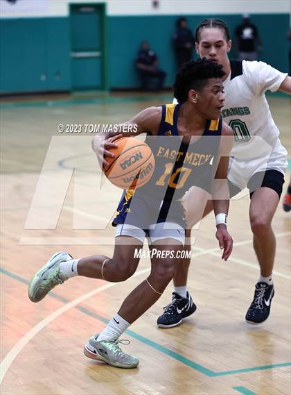 Thumbnail 1 in East Mecklenburg @ Myers Park (NCHSAA 4A Round 2) photogallery.