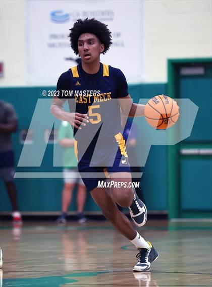 Thumbnail 3 in East Mecklenburg @ Myers Park (NCHSAA 4A Round 2) photogallery.