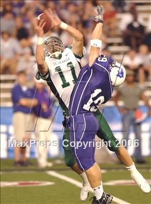 Thumbnail 1 in De La Salle (CA) vs. Elder (Ohio vs USA Challenge) photogallery.