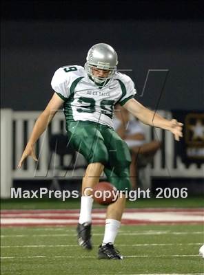 Thumbnail 2 in De La Salle (CA) vs. Elder (Ohio vs USA Challenge) photogallery.