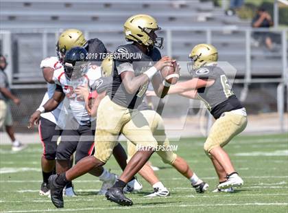 Thumbnail 3 in Greer vs Boiling Springs (The Greer Gridiron Classic) photogallery.