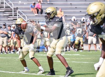 Thumbnail 3 in Greer vs Boiling Springs (The Greer Gridiron Classic) photogallery.