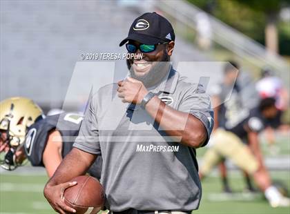 Thumbnail 2 in Greer vs Boiling Springs (The Greer Gridiron Classic) photogallery.