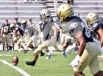 Thumbnail 2 in Greer vs Boiling Springs (The Greer Gridiron Classic) photogallery.