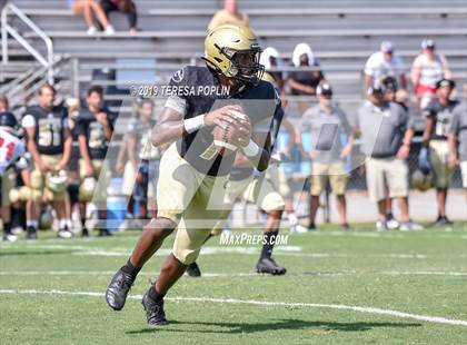 Thumbnail 2 in Greer vs Boiling Springs (The Greer Gridiron Classic) photogallery.