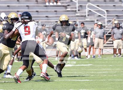 Thumbnail 3 in Greer vs Boiling Springs (The Greer Gridiron Classic) photogallery.
