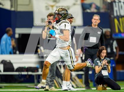Thumbnail 2 in Whiteface vs. Gordon (UIL 1A Division I Football Final) photogallery.