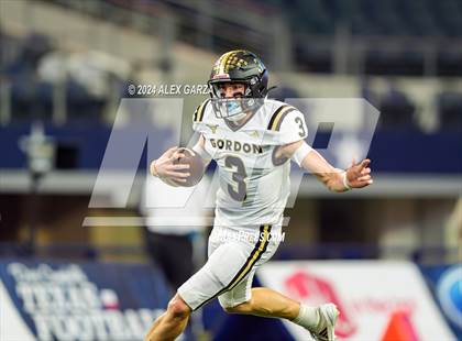 Thumbnail 3 in Whiteface vs. Gordon (UIL 1A Division I Football Final) photogallery.