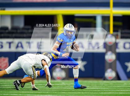 Thumbnail 1 in Whiteface vs. Gordon (UIL 1A Division I Football Final) photogallery.