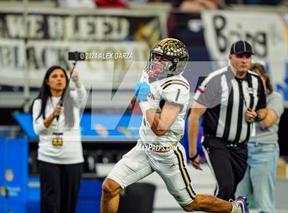 Thumbnail 1 in Whiteface vs. Gordon (UIL 1A Division I Football Final) photogallery.