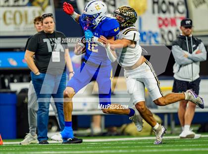 Thumbnail 1 in Whiteface vs. Gordon (UIL 1A Division I Football Final) photogallery.