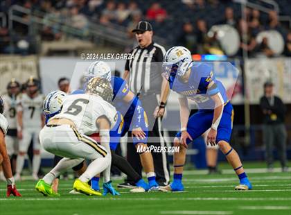 Thumbnail 1 in Whiteface vs. Gordon (UIL 1A Division I Football Final) photogallery.