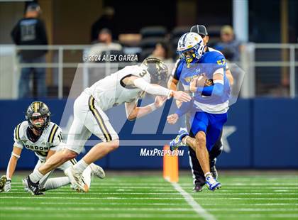 Thumbnail 1 in Whiteface vs. Gordon (UIL 1A Division I Football Final) photogallery.