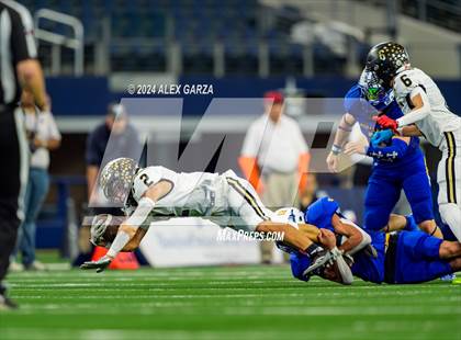 Thumbnail 2 in Whiteface vs. Gordon (UIL 1A Division I Football Final) photogallery.