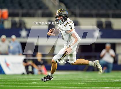 Thumbnail 2 in Whiteface vs. Gordon (UIL 1A Division I Football Final) photogallery.