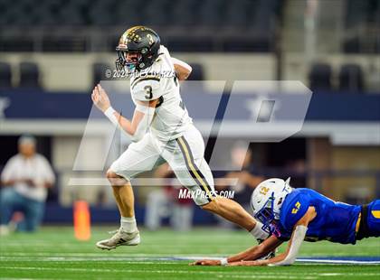 Thumbnail 3 in Whiteface vs. Gordon (UIL 1A Division I Football Final) photogallery.