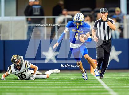 Thumbnail 2 in Whiteface vs. Gordon (UIL 1A Division I Football Final) photogallery.