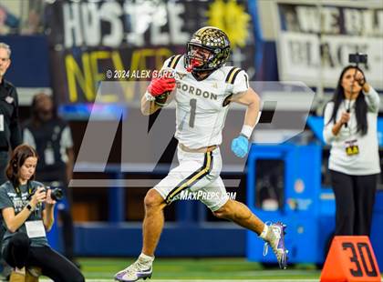 Thumbnail 3 in Whiteface vs. Gordon (UIL 1A Division I Football Final) photogallery.