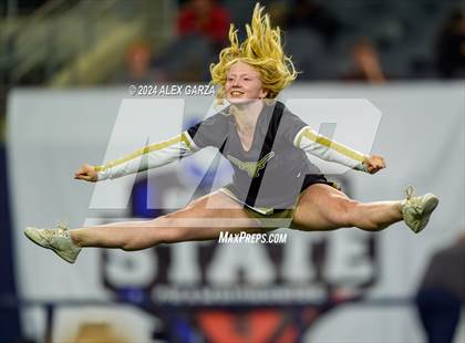 Thumbnail 3 in Whiteface vs. Gordon (UIL 1A Division I Football Final) photogallery.