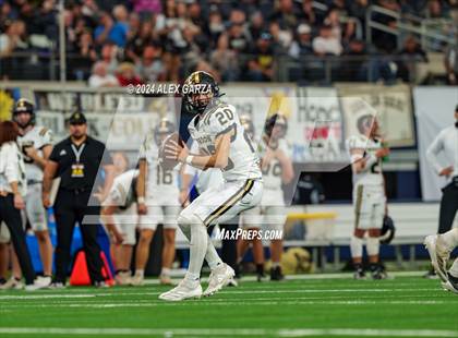 Thumbnail 2 in Whiteface vs. Gordon (UIL 1A Division I Football Final) photogallery.