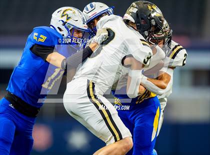 Thumbnail 3 in Whiteface vs. Gordon (UIL 1A Division I Football Final) photogallery.