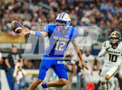 Thumbnail 3 in Whiteface vs. Gordon (UIL 1A Division I Football Final) photogallery.