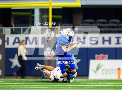 Thumbnail 2 in Whiteface vs. Gordon (UIL 1A Division I Football Final) photogallery.
