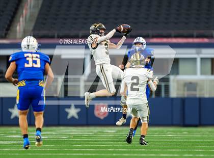 Thumbnail 2 in Whiteface vs. Gordon (UIL 1A Division I Football Final) photogallery.